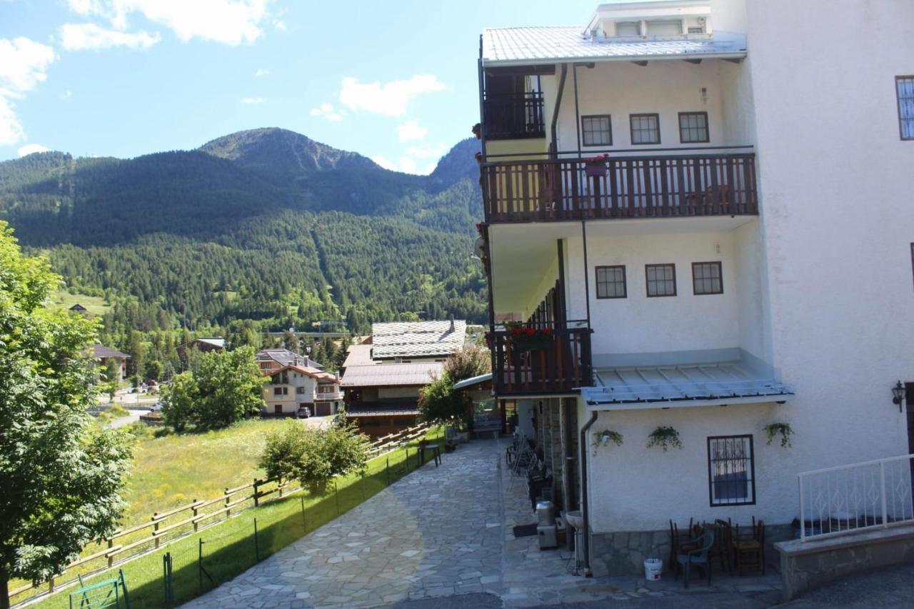 Casa Per Ferie Beatorosaz Ξενοδοχείο Cesana Torinese Εξωτερικό φωτογραφία