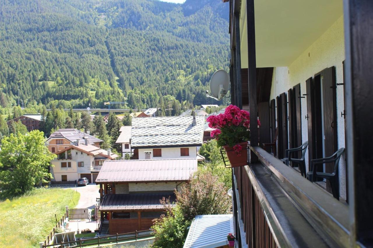 Casa Per Ferie Beatorosaz Ξενοδοχείο Cesana Torinese Εξωτερικό φωτογραφία