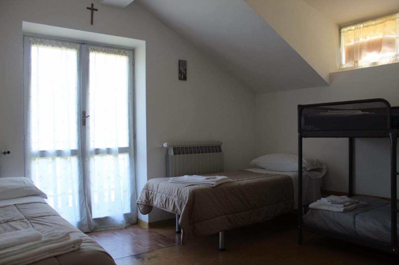 Casa Per Ferie Beatorosaz Ξενοδοχείο Cesana Torinese Εξωτερικό φωτογραφία